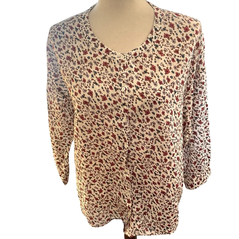 XIRENA Floral Ruffle Hem Blouse